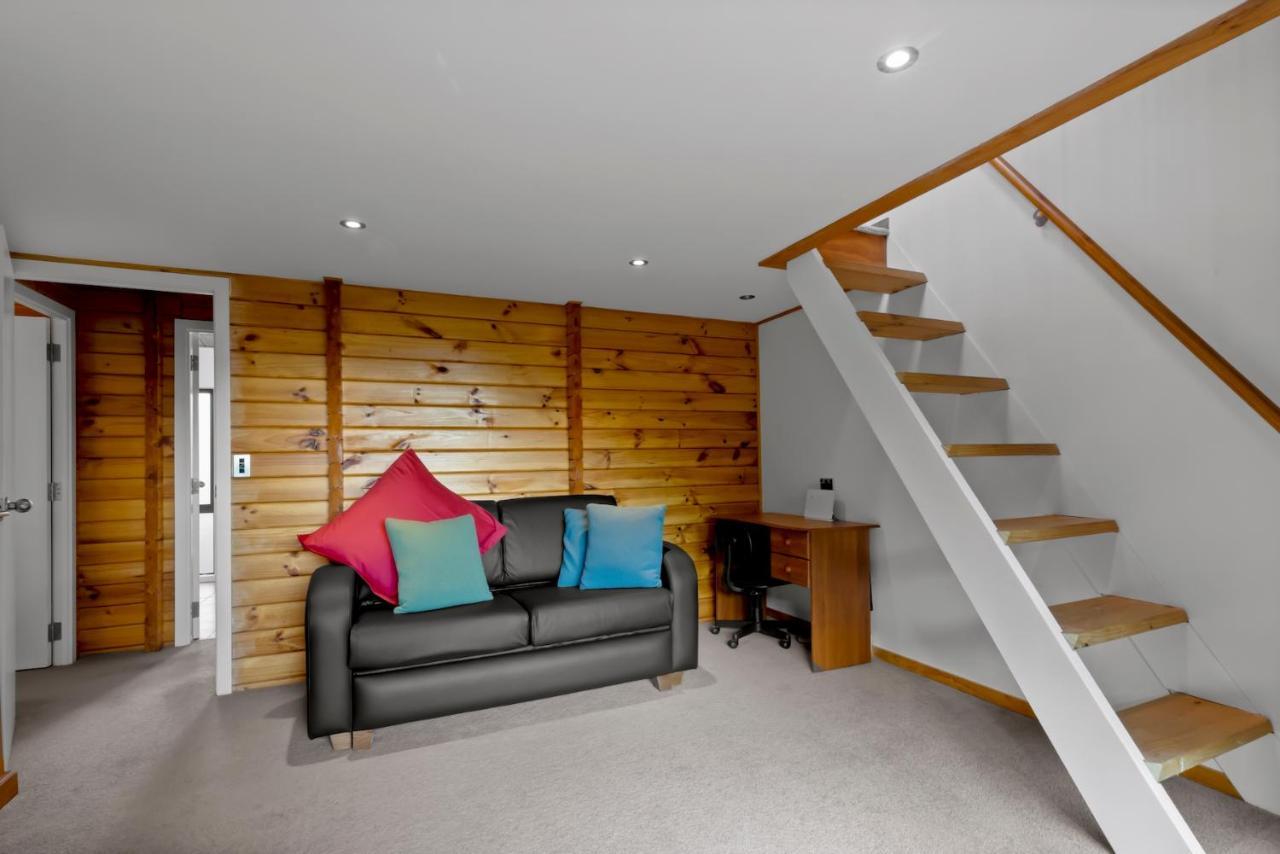 Kereru Cottage, Cosy Log Cabin, Serene Lake & Mountain Views Queenstown Exterior foto